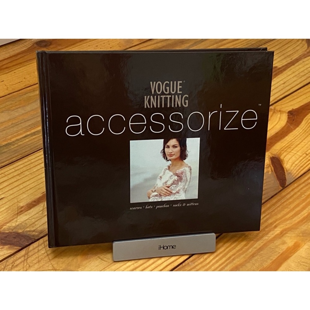 Vogue Knitting Accessorize